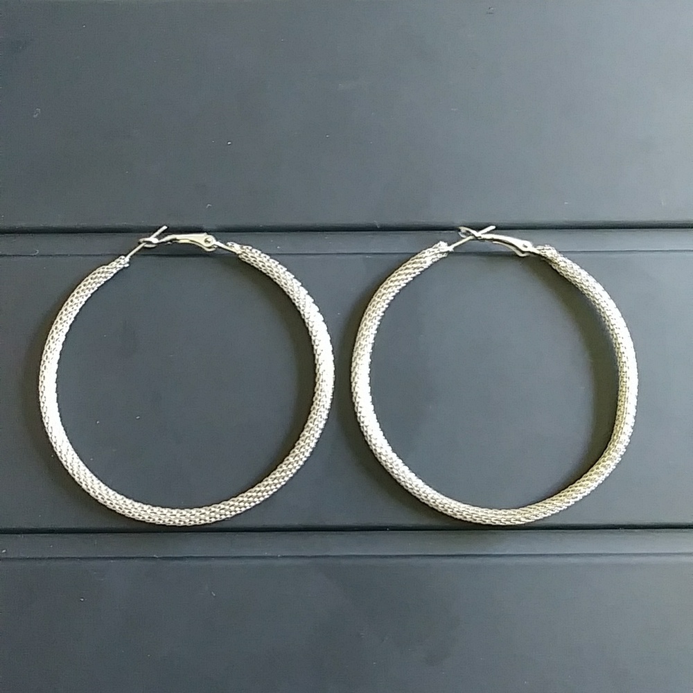 Vintage Silver mesh hoop earrings